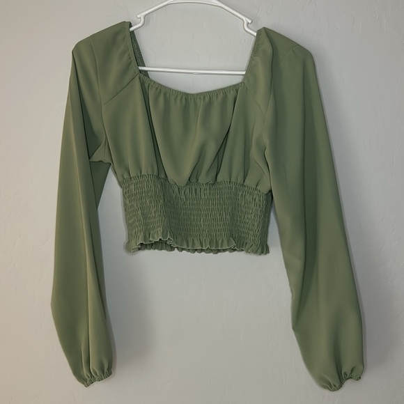 Green cropped blouse - Picture 2 of 2